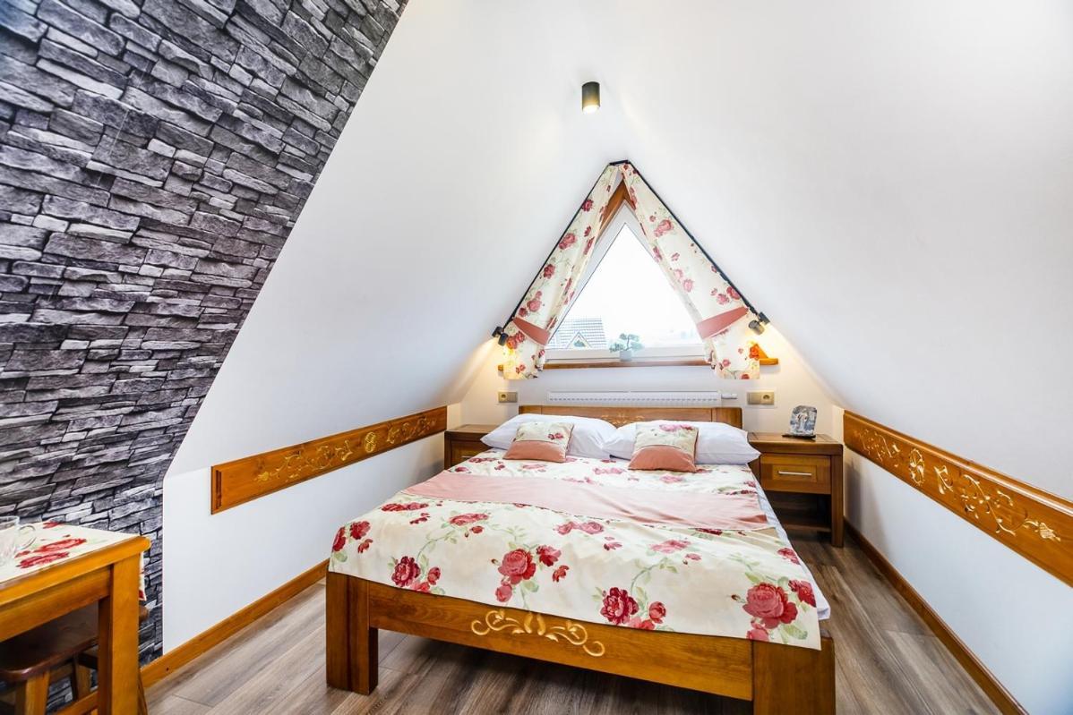 Willa Pod Wierchem Bukowina Tatrzańska Buitenkant foto